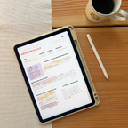 Cœur à Cœur sur iPad avec une fiche de méthode d’étude biblique remplie et annotée
